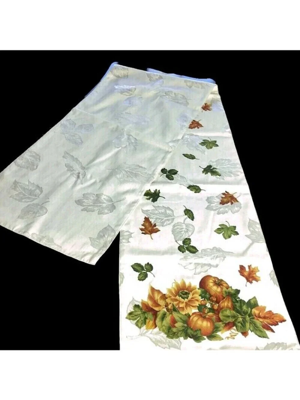 Thanksgiving Fall Table Runner Pumpkins Oak leaves lined 69 x 14